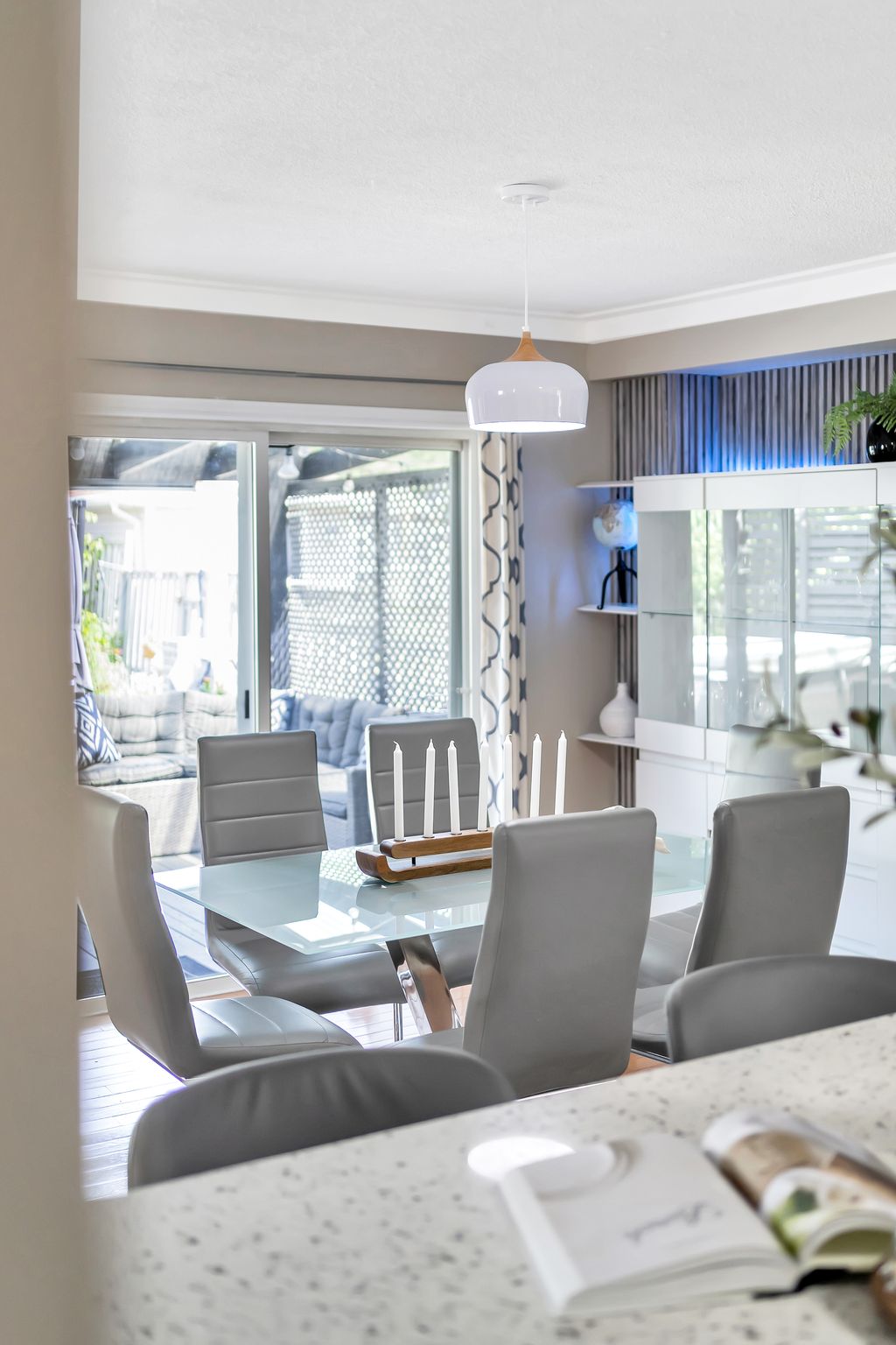 Dining room at 1509 Grandview Street North, Oshawa, with sliding doors to the backyard