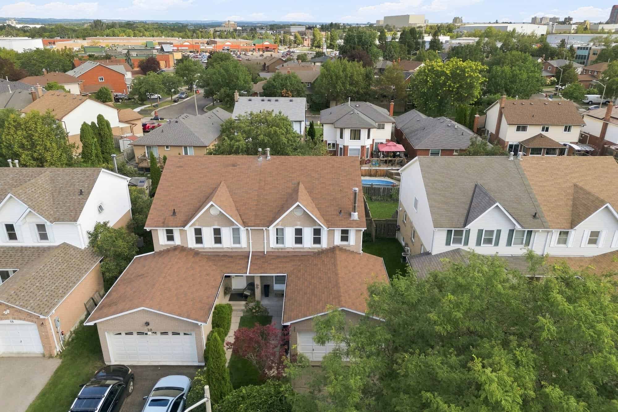Aerial view placing 22 Kipling Cres, South Ajax, minutes from Rotary Park and the Lake Ontario waterfront, listed by Laura McBride, Ajax REALTOR®