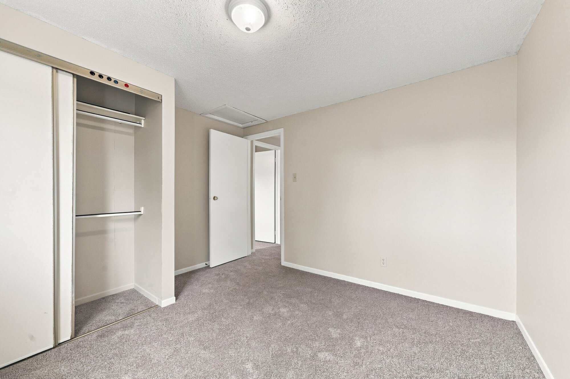Third bedroom at 22 Kipling Cres, South Ajax, shown unstaged, listed by Laura McBride, Ajax REALTOR®