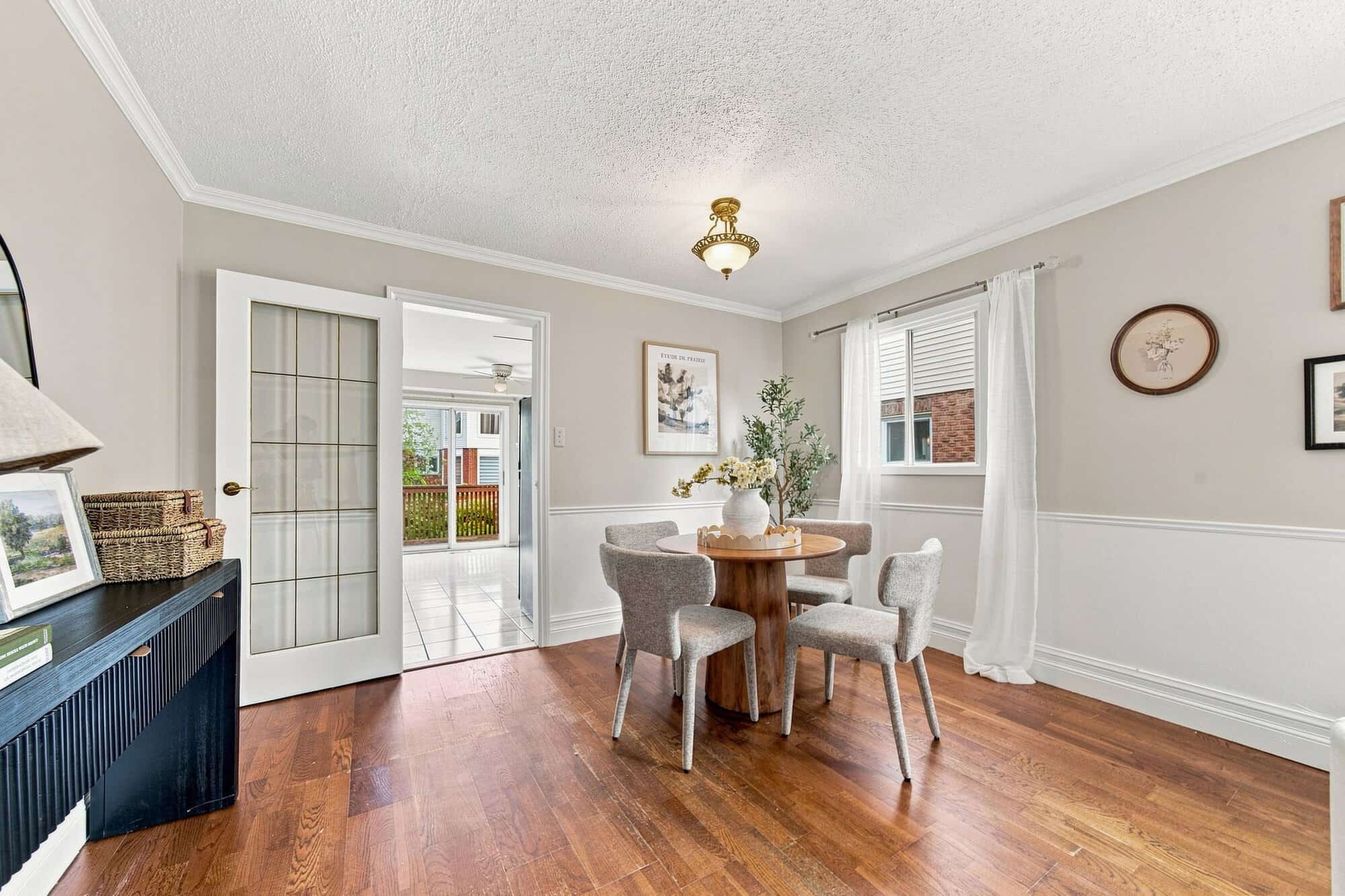 Dining area connected to the living room at 22 Kipling Cres, South Ajax, listed by Laura McBride, Ajax REALTOR®