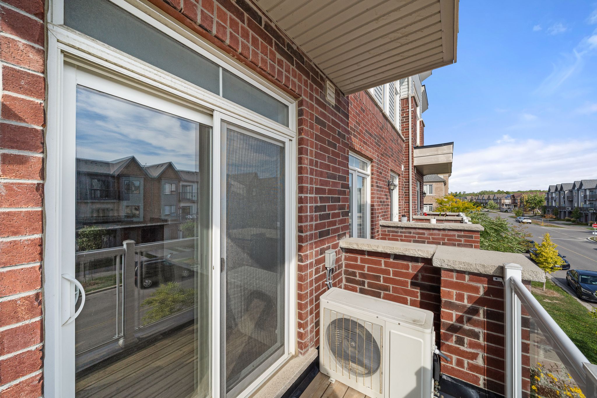 Sliding door access to the balcony at 2598 William Jackson Dr, Pickering
