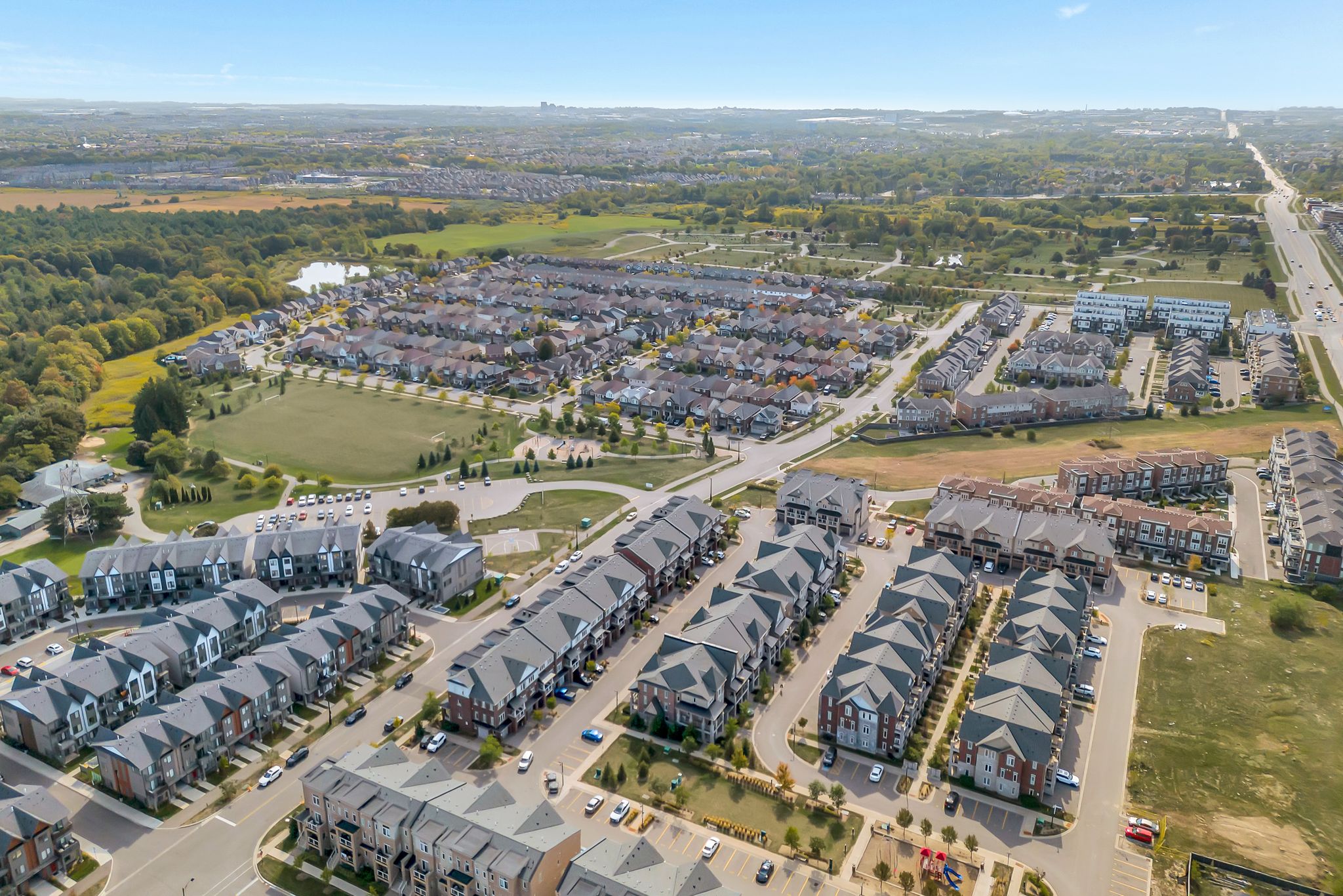 Aerial view of the surrounding Duffin Heights neighbourhood near 2598 William Jackson Dr, Pickering